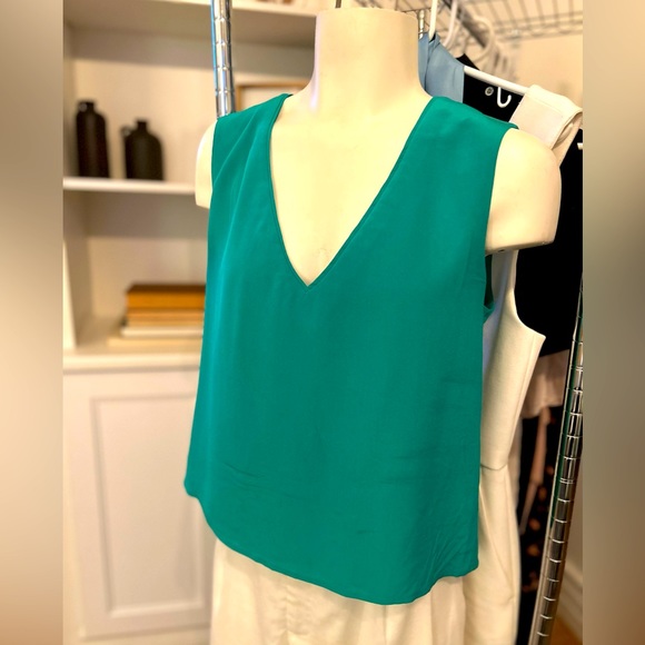 BCBG Emerald Green Cami - Picture 2 of 3